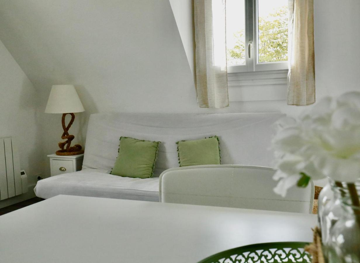 Appartement De L'Hippodrome Avec Deux Chambres Deauville Exteriör bild